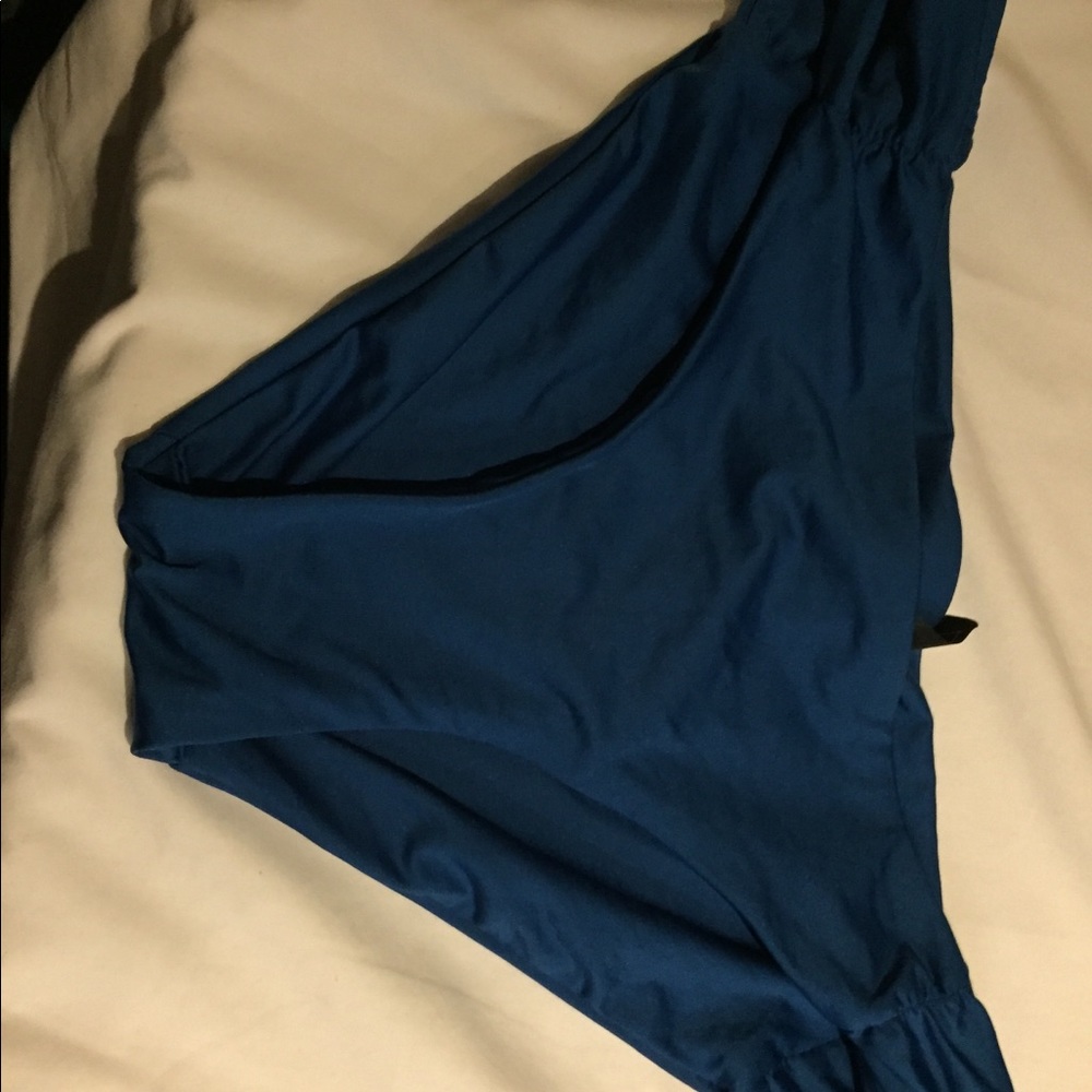 Size: m - Picture 2 of 3